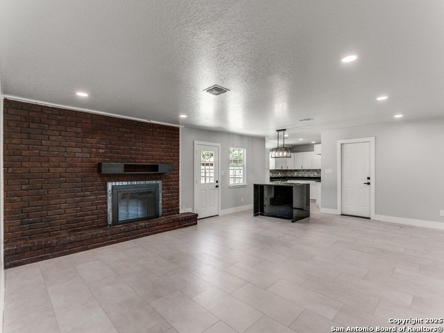 Image 9 of 27 For 5422 Cerro Vista