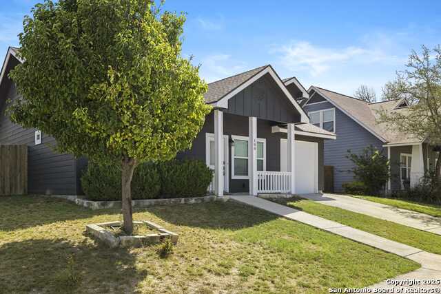 Listing photo id 2 for 100 Jasper Ln