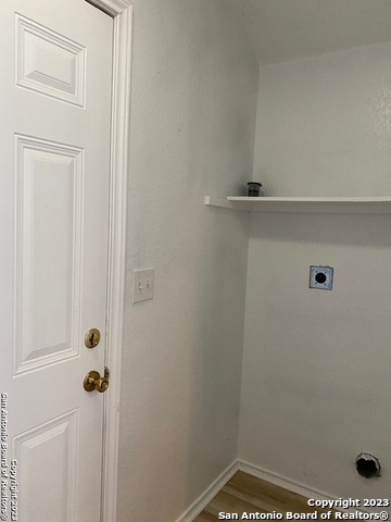 Image 15 of 21 For 3031 Ivy Ridge Ln