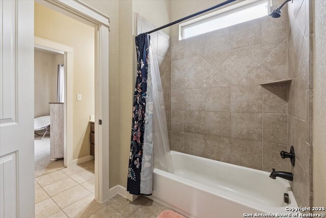 Image 14 of 49 For 8626 Napa Lndg