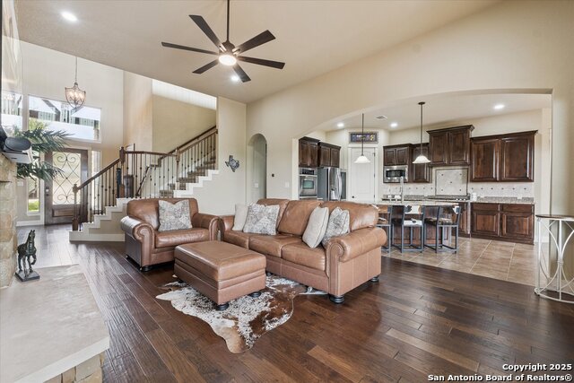 Image 2 of 49 For 8626 Napa Lndg