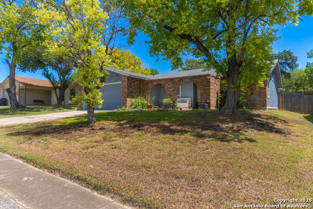 Image 2 of 26 For 504 Saddlebrook Dr.