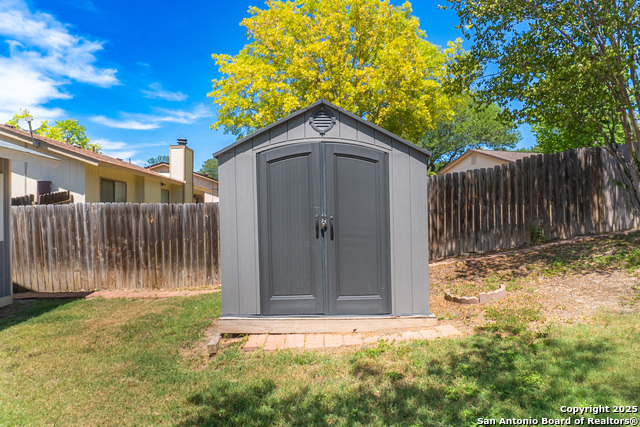 Image 23 of 26 For 504 Saddlebrook Dr.