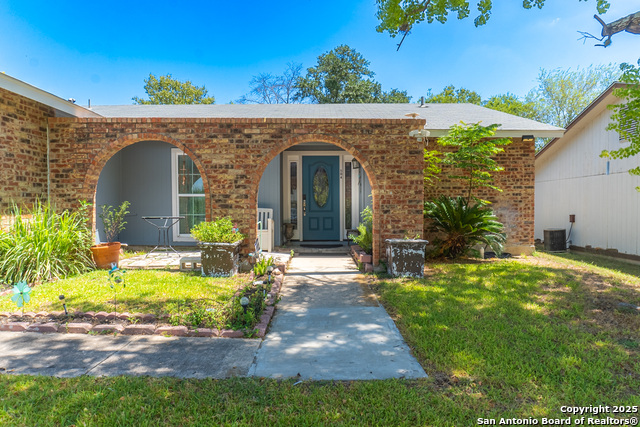 Image 4 of 26 For 504 Saddlebrook Dr.