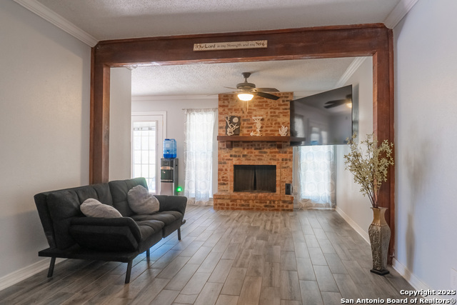 Image 9 of 26 For 504 Saddlebrook Dr.