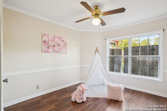 Image 15 of 34 For 9735 Spruce Ridge
