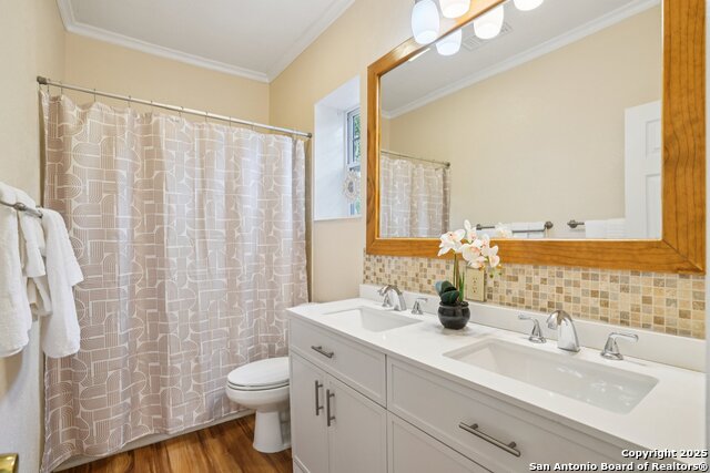 Image 22 of 34 For 9735 Spruce Ridge