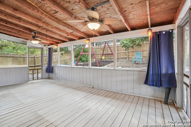 Image 23 of 34 For 9735 Spruce Ridge
