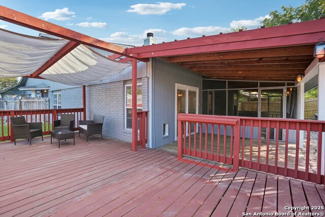 Image 29 of 34 For 9735 Spruce Ridge