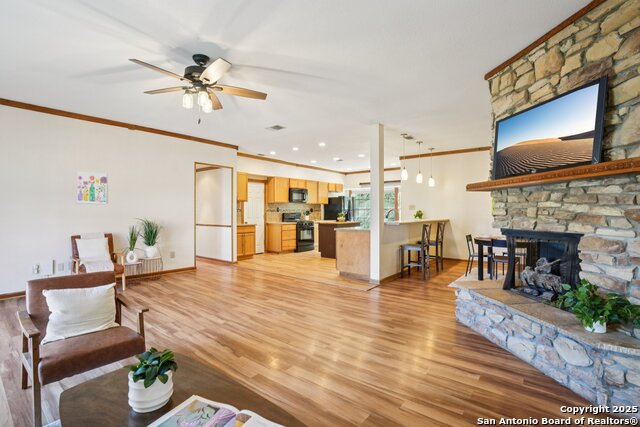 Image 6 of 34 For 9735 Spruce Ridge