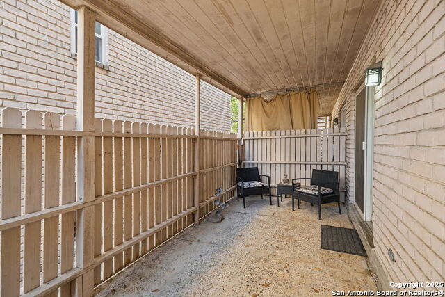Image 16 of 34 For 200 Ruelle Ln  200a