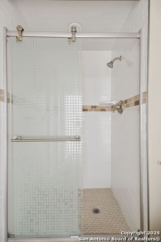Image 22 of 34 For 200 Ruelle Ln  200a