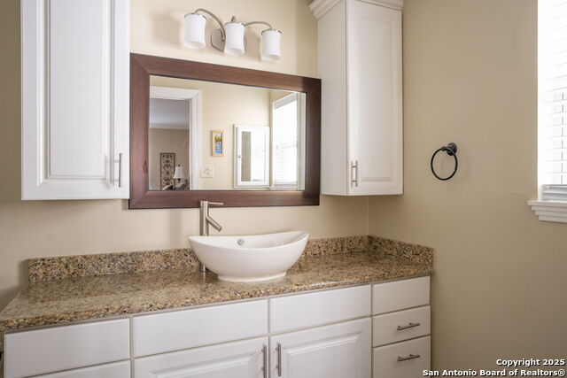 Image 27 of 34 For 200 Ruelle Ln  200a