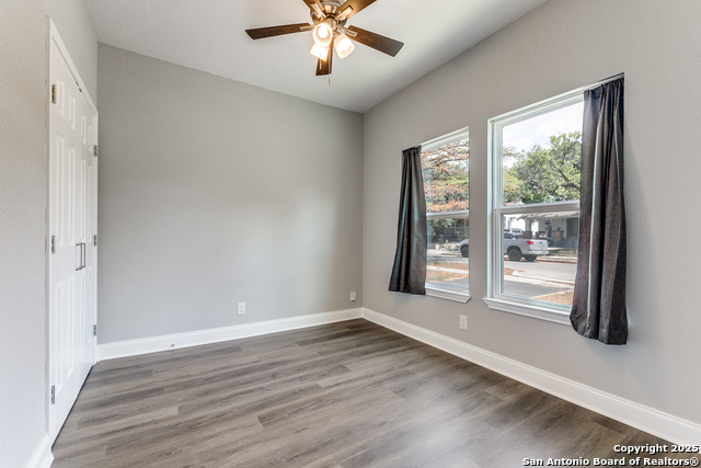 Image 14 of 25 For 743 Avant