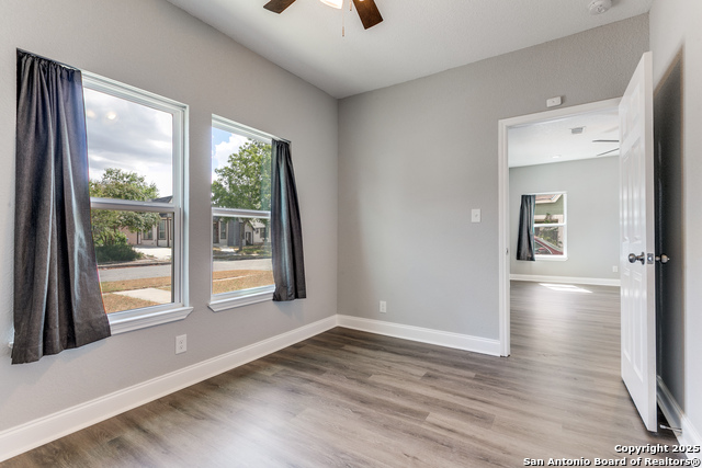 Image 15 of 25 For 743 Avant