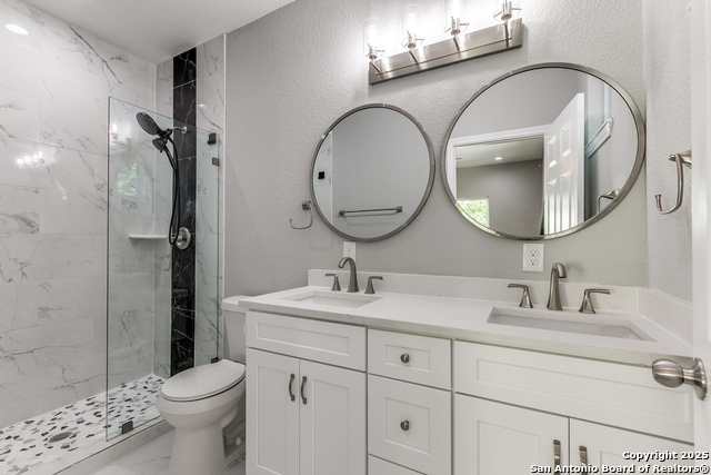 Image 19 of 25 For 743 Avant