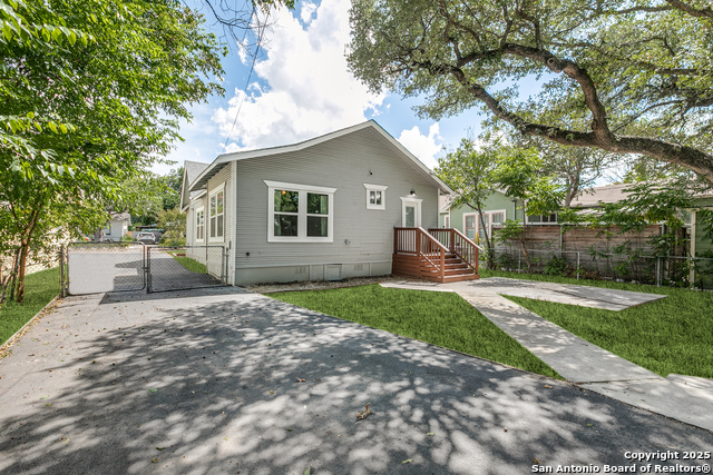 Image 23 of 25 For 743 Avant