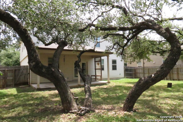 Image 23 of 29 For 7915 Blackhawk Pass