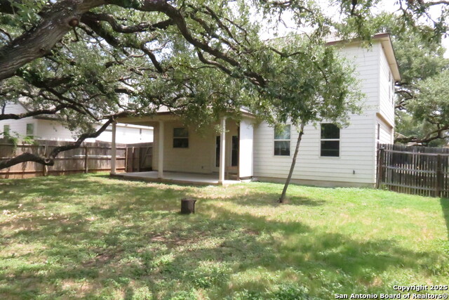 Image 24 of 29 For 7915 Blackhawk Pass