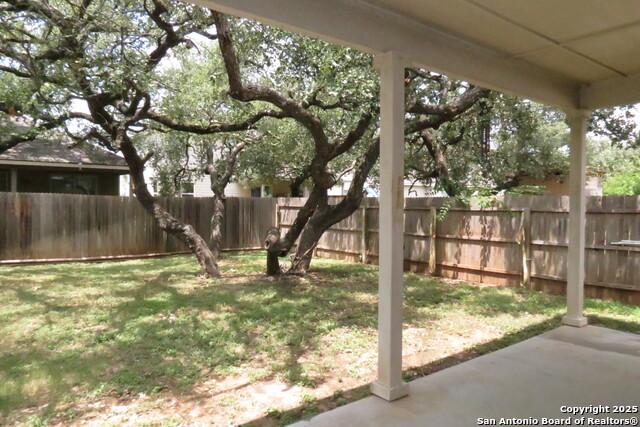 Image 25 of 29 For 7915 Blackhawk Pass