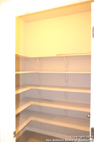 Image 5 of 29 For 7915 Blackhawk Pass