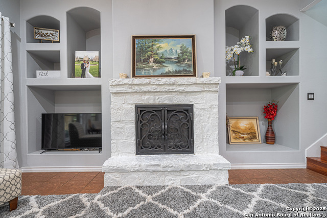 Image 10 of 37 For 519 Long Mdw