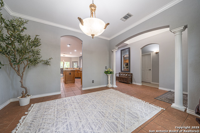 Image 15 of 37 For 519 Long Mdw