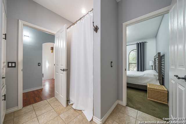 Image 19 of 37 For 519 Long Mdw