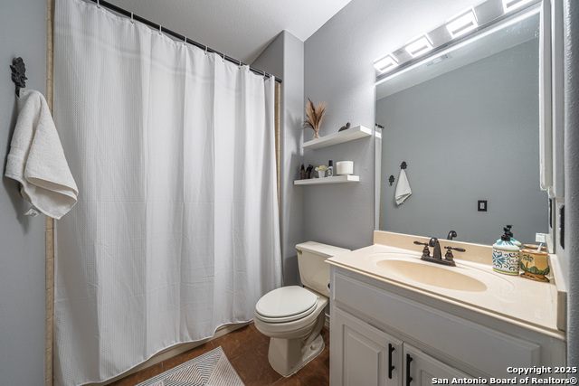 Image 22 of 37 For 519 Long Mdw