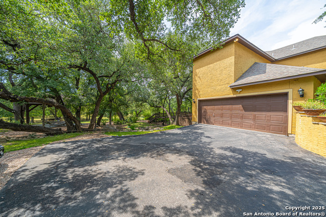 Image 34 of 37 For 519 Long Mdw