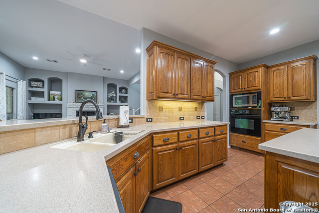 Image 4 of 37 For 519 Long Mdw