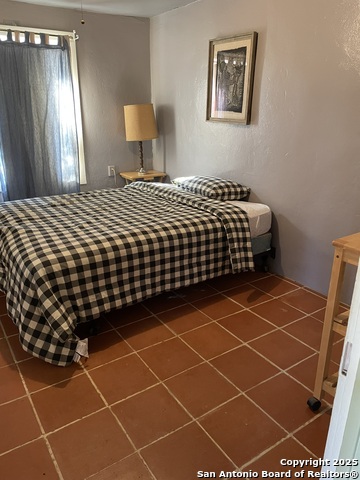 Listing photo id 10 for 1601 County Road 640