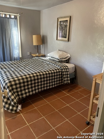 Listing photo id 13 for 1601 County Road 640