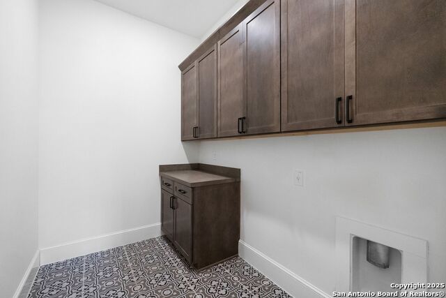 Listing photo id 21 for 3 Imperial Way