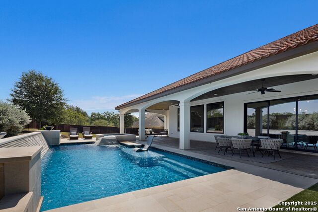 Listing photo id 38 for 3 Imperial Way