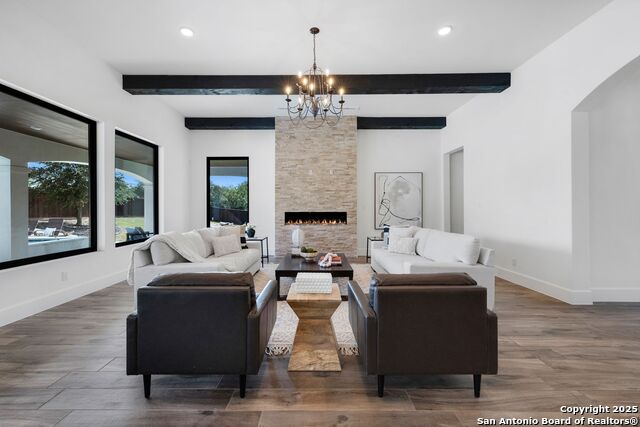 Listing photo id 6 for 3 Imperial Way