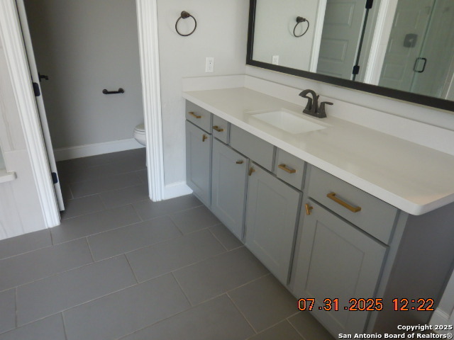 Listing photo id 7 for 6951 Hallie Loop