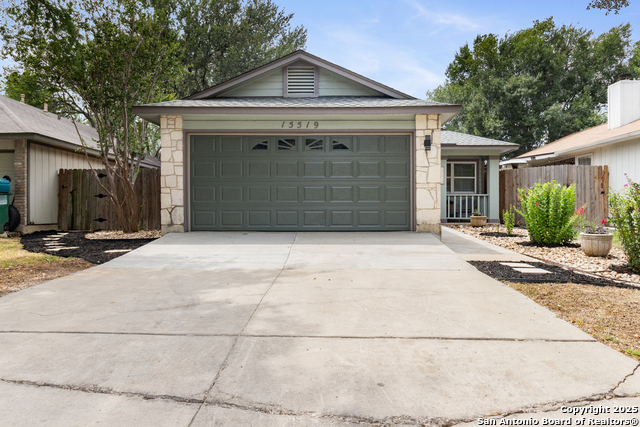 Details for 15519 Knollglade, San Antonio, TX 78247