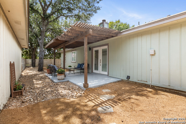 Image 21 of 25 For 15519 Knollglade