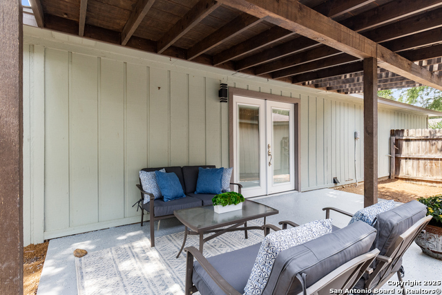 Image 23 of 25 For 15519 Knollglade