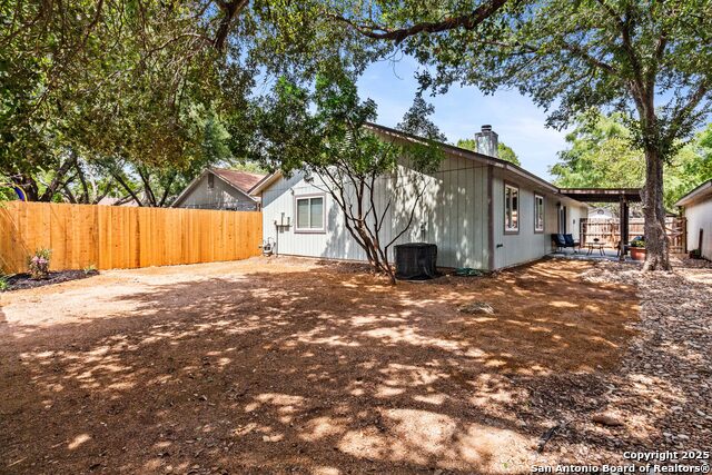 Image 24 of 25 For 15519 Knollglade