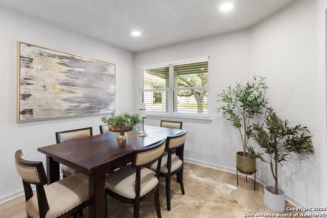 Image 6 of 25 For 15519 Knollglade