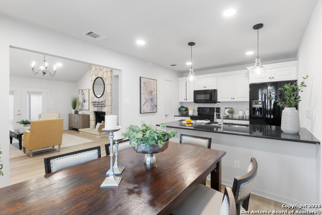 Image 7 of 25 For 15519 Knollglade