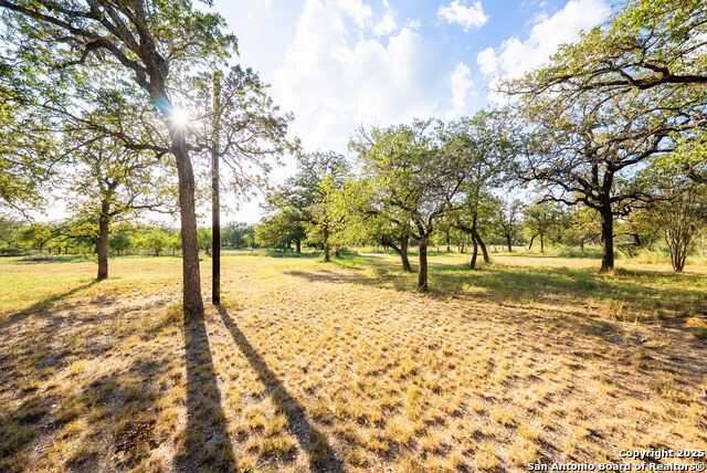 Image 10 of 65 For 580 Rangeland Rd