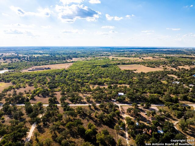 Image 21 of 65 For 580 Rangeland Rd