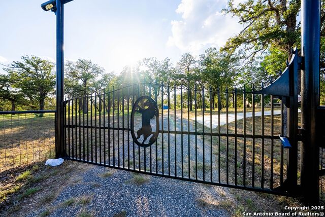 Image 7 of 65 For 580 Rangeland Rd