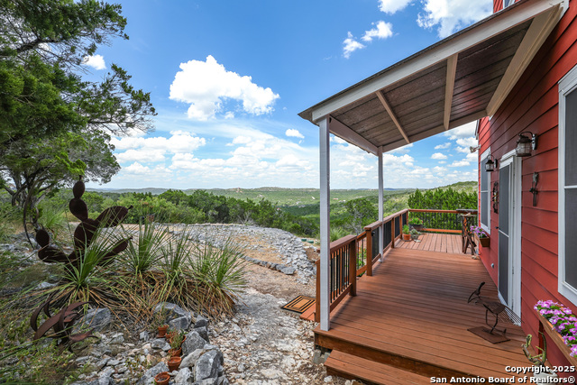 Listing photo id 1 for 776 County Road 270