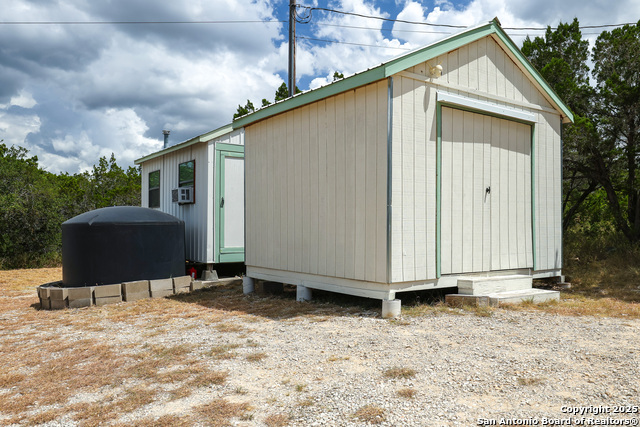 Listing photo id 43 for 776 County Road 270