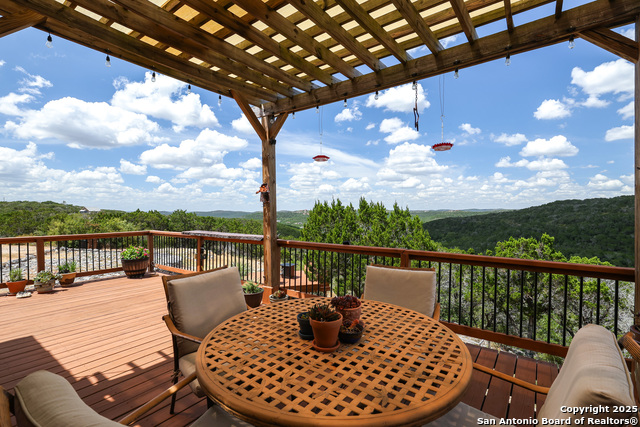 Listing photo id 4 for 776 County Road 270