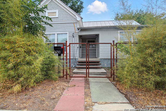 Image 2 of 37 For 1710 Presa St S